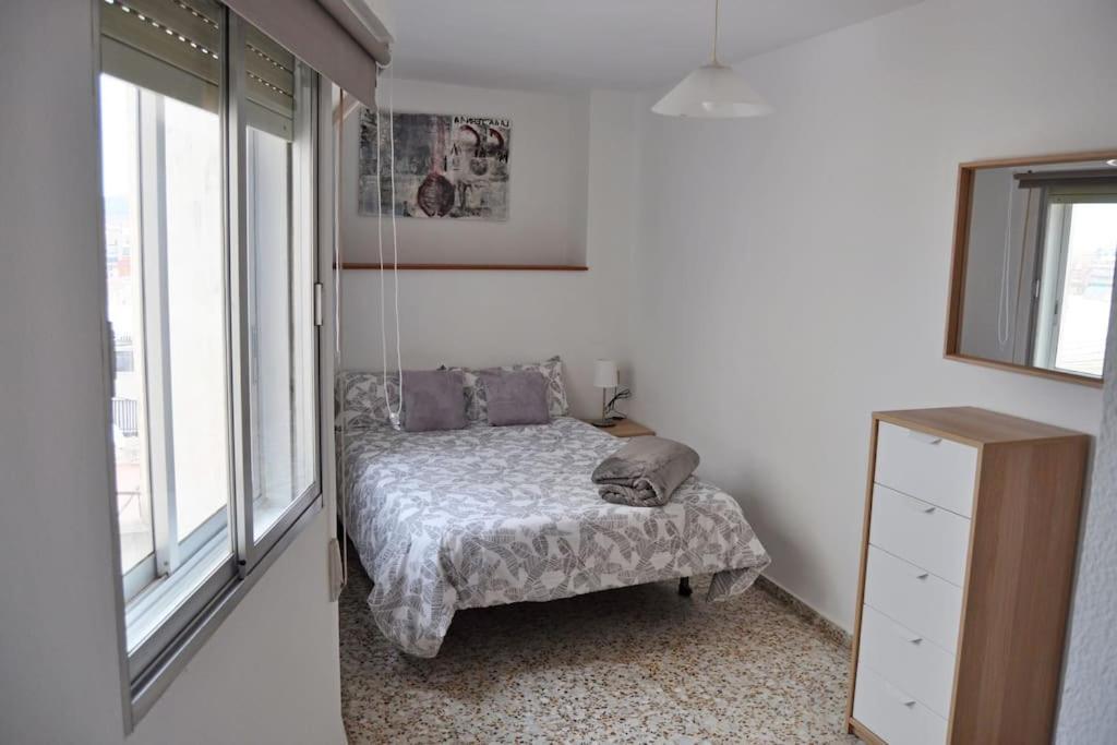 Apartamento Amplio Y Luminoso Plaza America, Wifi Apartment Alicante Luaran gambar