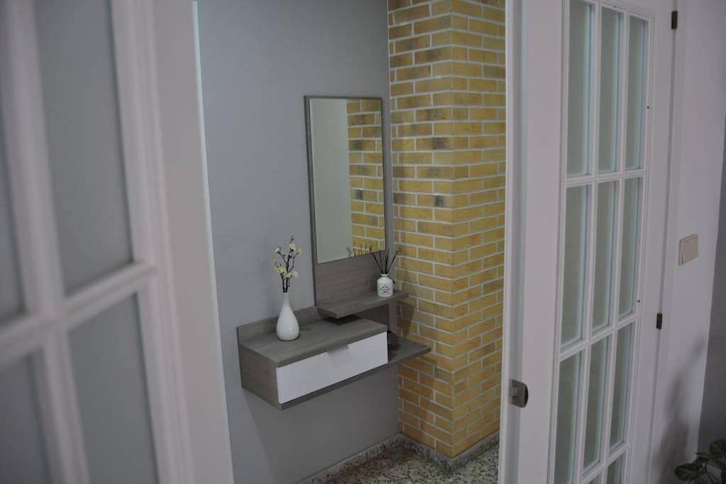 Apartamento Amplio Y Luminoso Plaza America, Wifi Apartment Alicante Luaran gambar