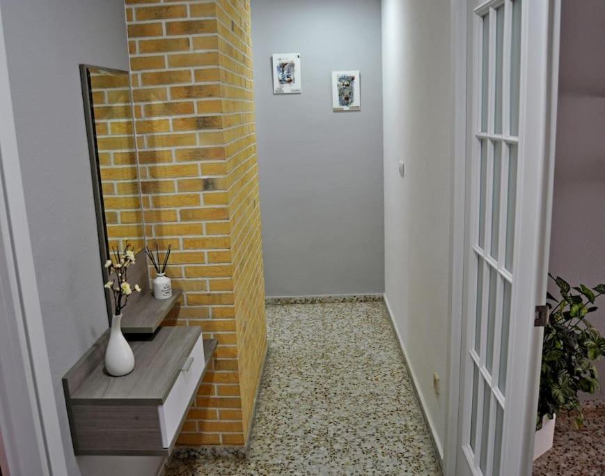 Apartamento Amplio Y Luminoso Plaza America, Wifi Apartment Alicante Luaran gambar