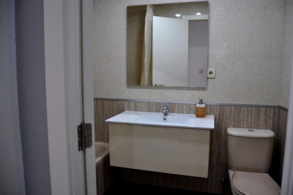 Apartamento Amplio Y Luminoso Plaza America, Wifi Apartment Alicante Luaran gambar